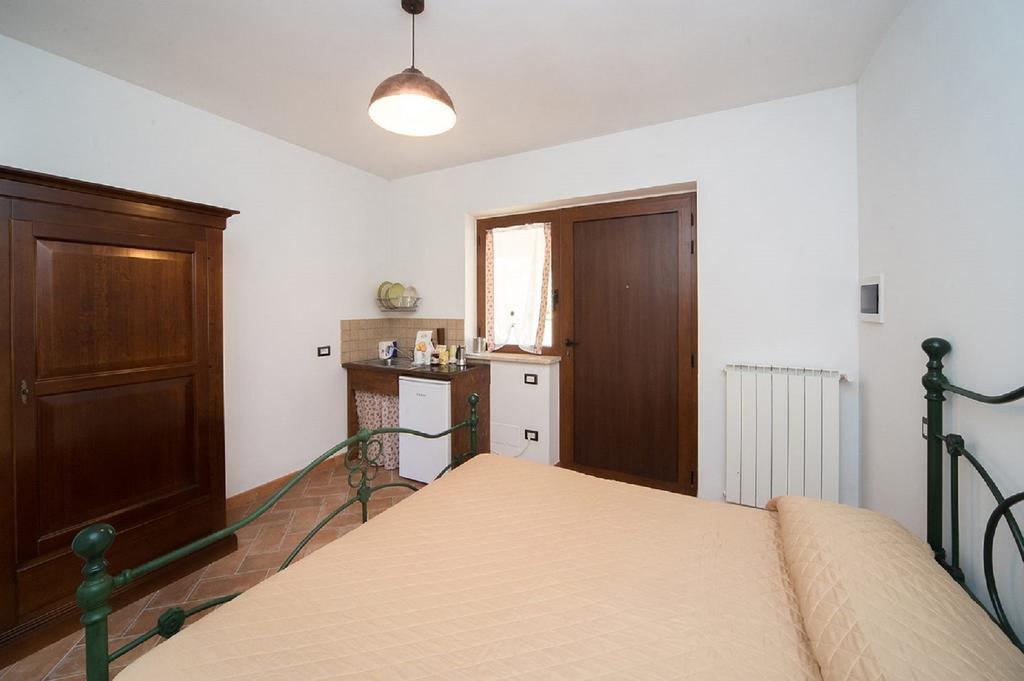Agriturismo Mulin Di Mezzo มอนเตเฟียสโกเน ภายนอก รูปภาพ