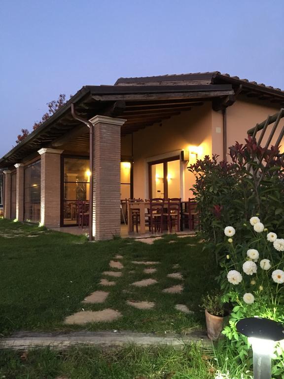 Agriturismo Mulin Di Mezzo มอนเตเฟียสโกเน ภายนอก รูปภาพ
