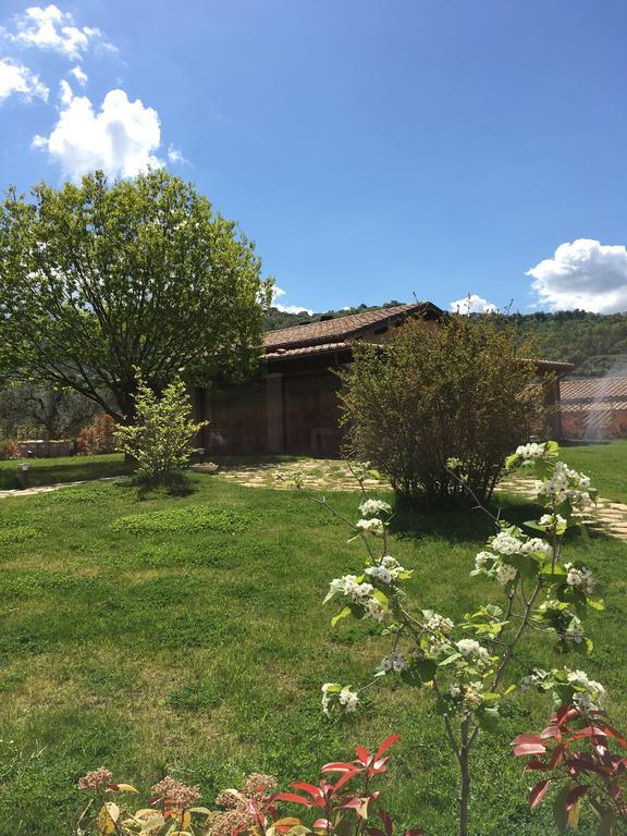 Agriturismo Mulin Di Mezzo มอนเตเฟียสโกเน ภายนอก รูปภาพ
